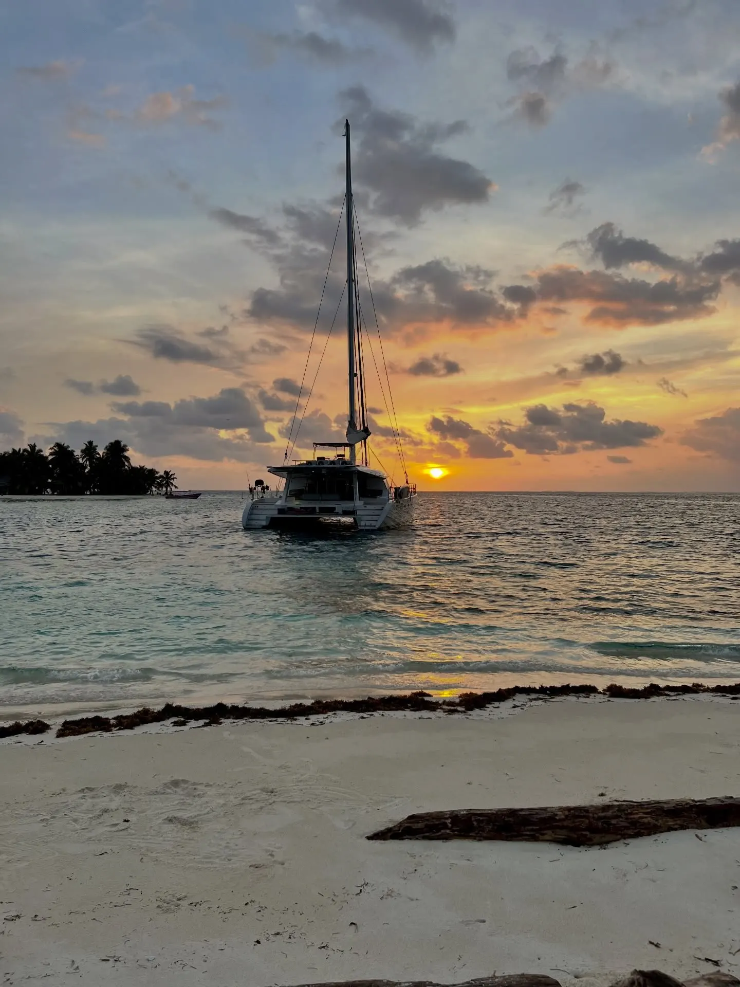 Private yacht charter in San Blas